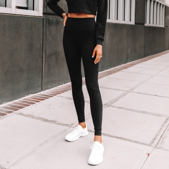 lululemon athletica Pants - Lululemon size 4